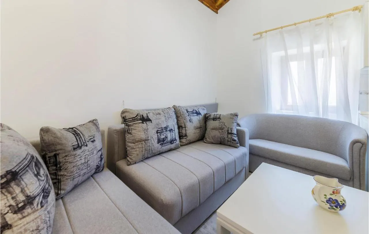 Lovely Apartment In Krsan With Wifi