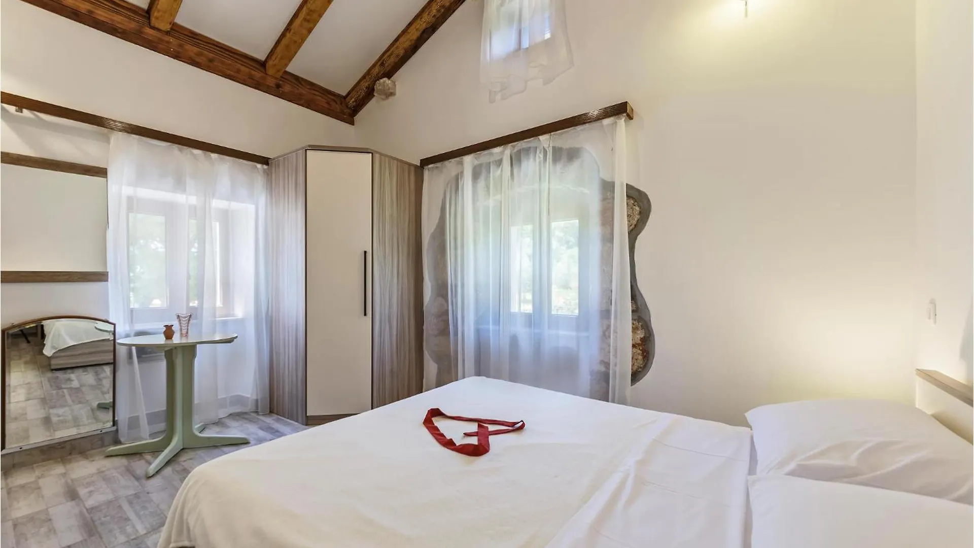 Lovely Apartment In Krsan With Wifi 0*,