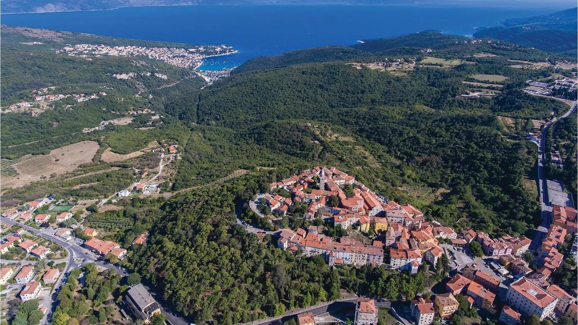 Lovely Apartment In Krsan With Wifi